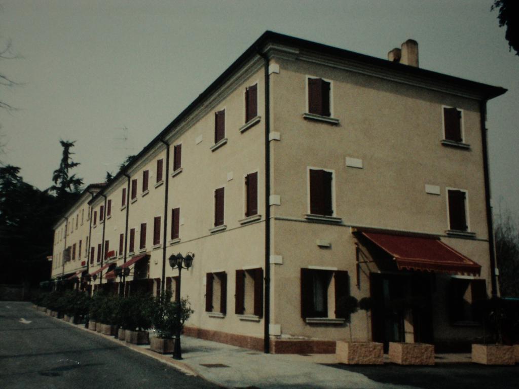 Albergo La Bersagliera Новента-ді-П'яве Екстер'єр фото
