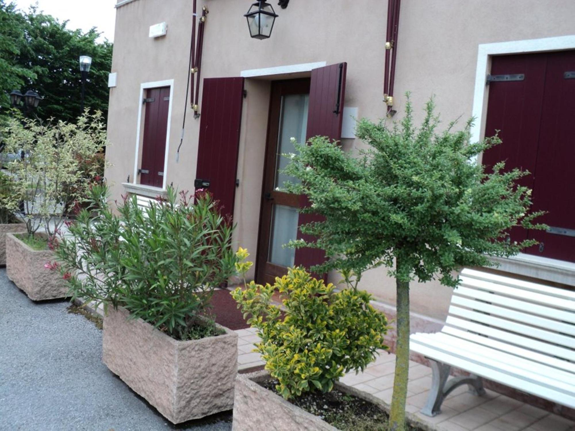 Albergo La Bersagliera Новента-ді-П'яве Екстер'єр фото