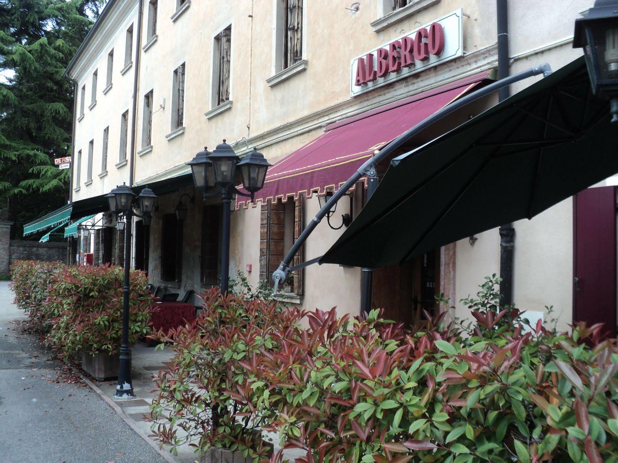 Albergo La Bersagliera Новента-ді-П'яве Екстер'єр фото