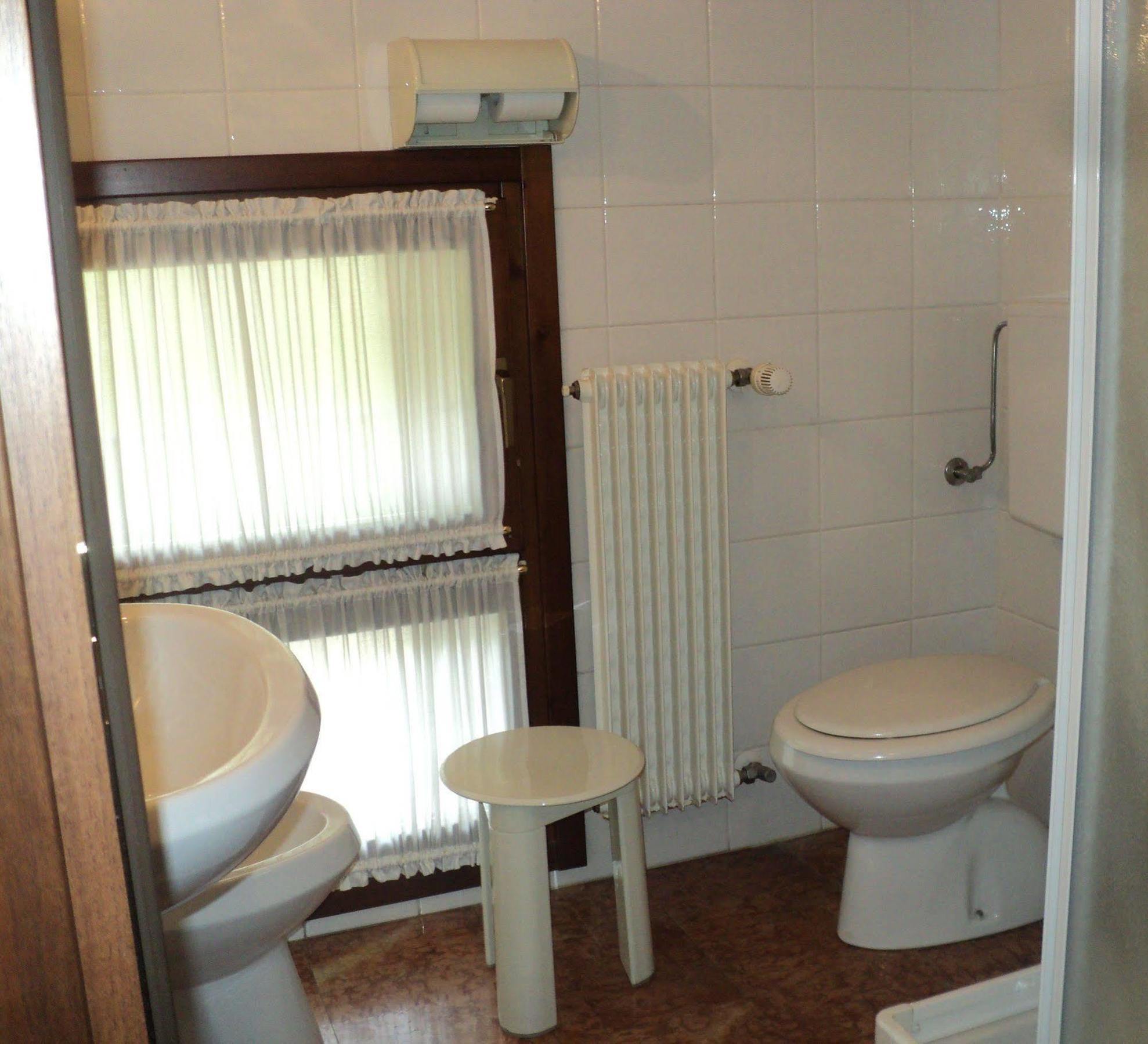 Albergo La Bersagliera Новента-ді-П'яве Екстер'єр фото